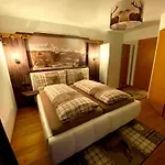 Otel Arlos - - Restaurant - Bar Savognin