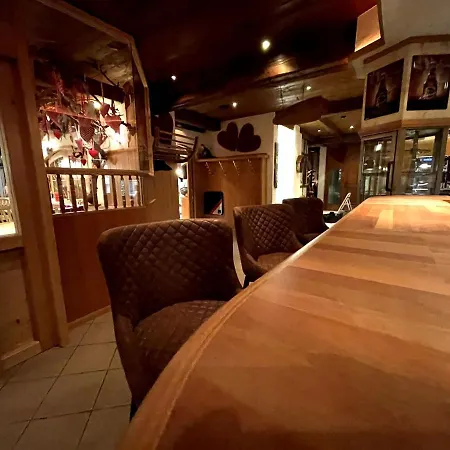 Arlos - - Restaurant - Bar Hotell 3*