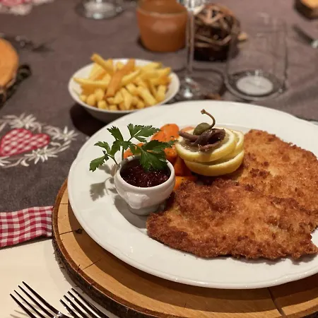 Arlos - - Restaurant - Bar Hotell
