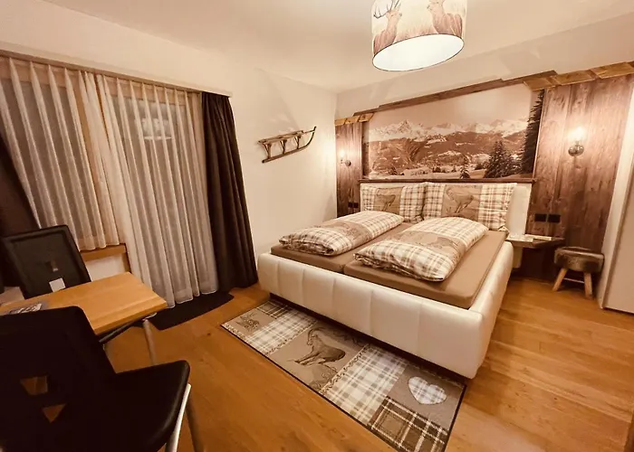 Arlos - - Restaurant - Bar Ξενοδοχείο Savognin