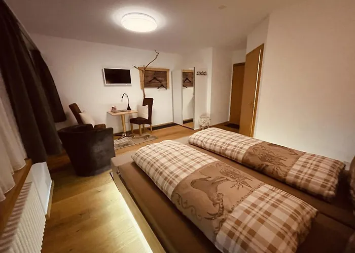 Arlos - - Restaurant - Bar Hotel Savognin