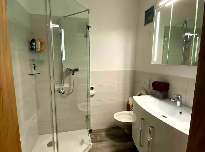 Hotel Arlos - - Restaurant - Bar Savognin