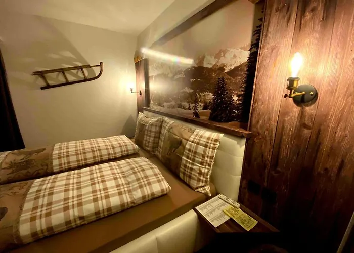 Arlos - - Restaurant - Bar Savognin