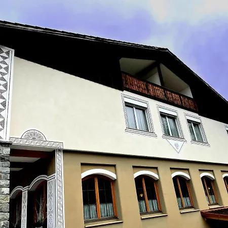 Arlos - - Restaurant - Bar 3* Savognin