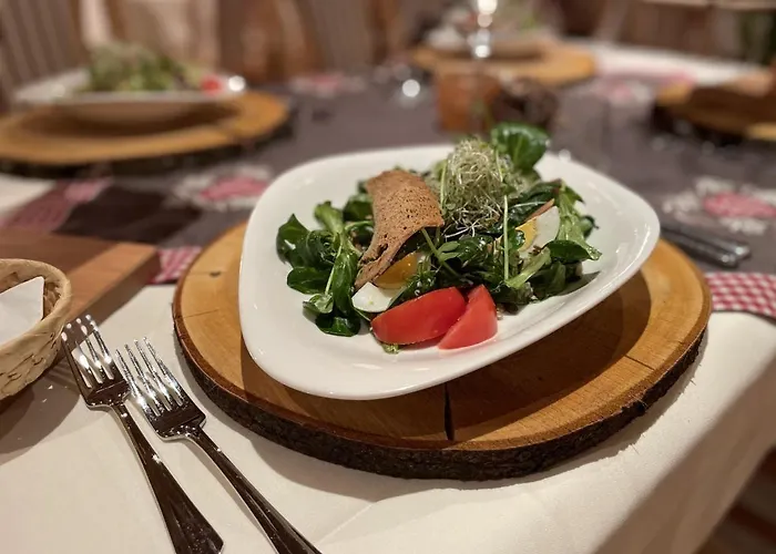 Arlos - - Restaurant - Bar 萨沃宁